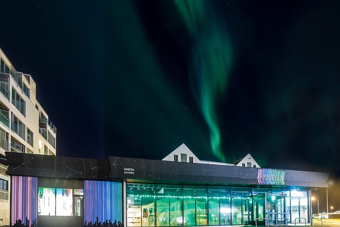 Aurora Reykjavík, The Northern Lights Center Museum Visit - The VR Experience and Its Impact