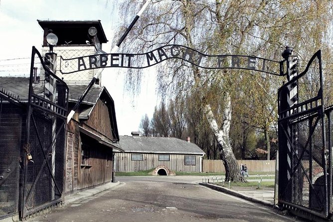 Auschwitz-Birkenau Guided Tour by Private Transport from Krakow - Exploring Auschwitz I and Birkenau