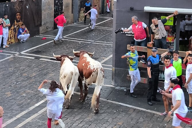 Authentic San Fermín experience with balcony and buffet breakfast. - Practical Tips and Considerations