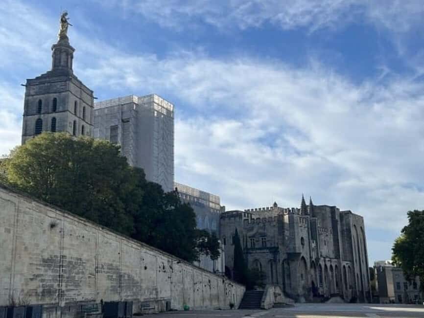 Avignon: All About Avignon Tour - Discovering the Historic Porte du Rhône and the Pont dAvignon