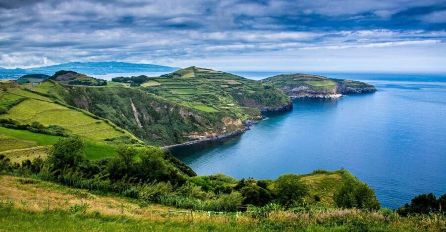 Azores: Private tour to All São Miguel island with lunch - Visiting the Volcanic Lakes of São Miguel