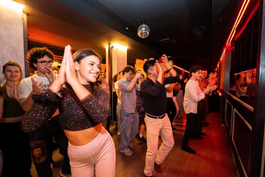 Bachata Class for International Students In Barcelona - Easy and Friendly Salsa & Bachata Classes in Barcelona’s City Center