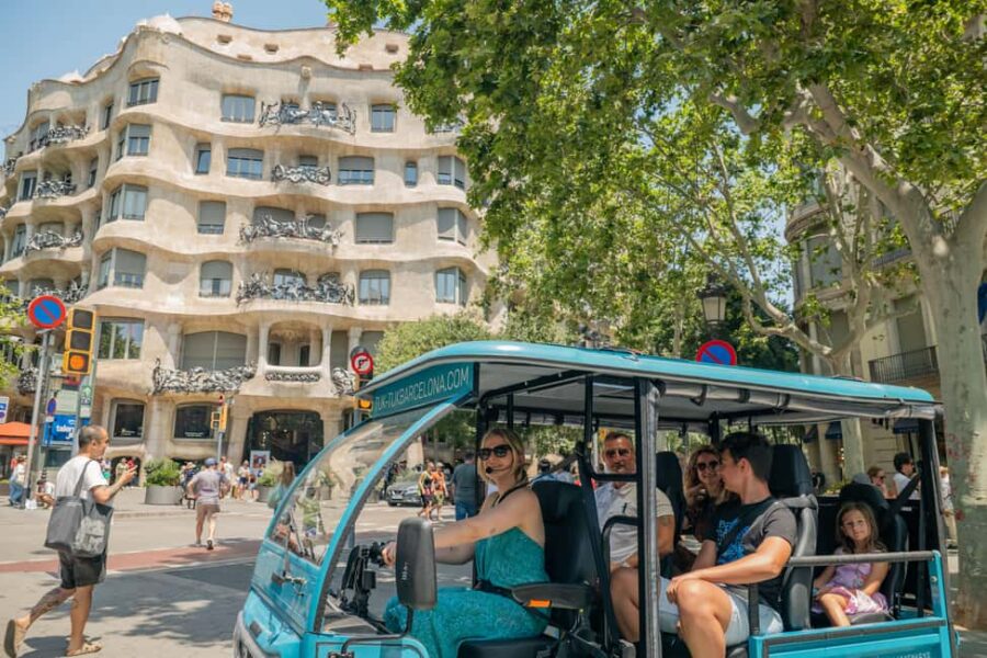 Barcelona: 2h Premium Private Tuk-Tuk Tour - The Route Starts at Carrer de la Diputació, 338