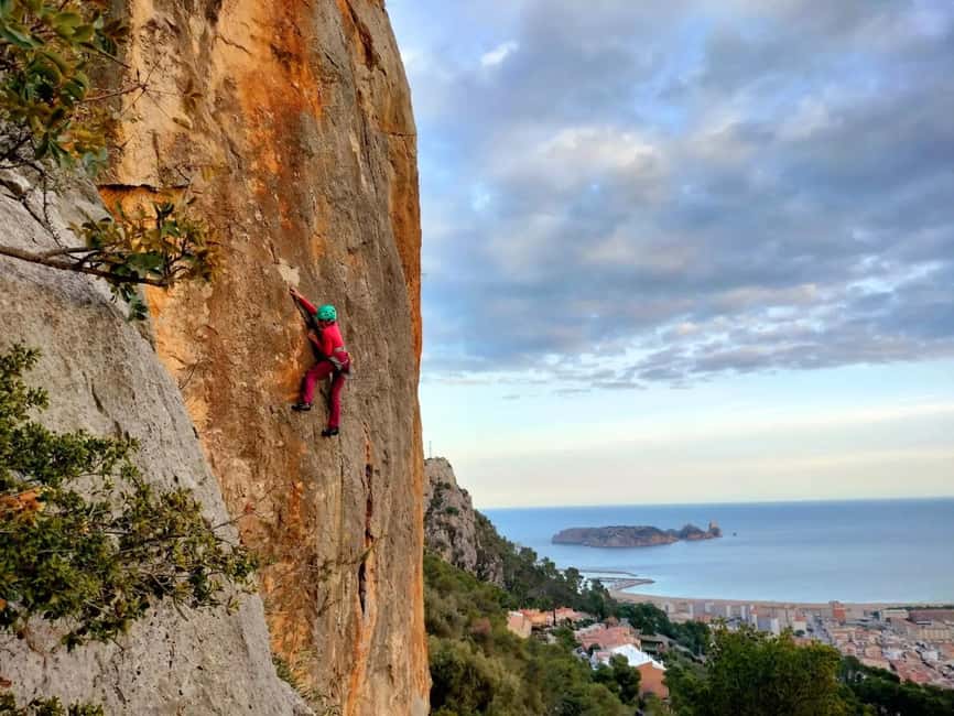 Barcelona and surroundings: Sport climbing in the best areas - Professional Guides and Personalized Route Recommendations