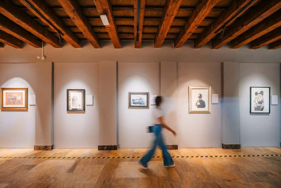 Barcelona: Banksy Museum, Permanent Exhibition Ticket - The Location and Setting of the Banksy Museum