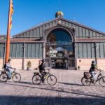 Barcelona Bike tour, Gaudí houses or beach bike tour - Discovering Ciutadella Park and Iconic Monuments