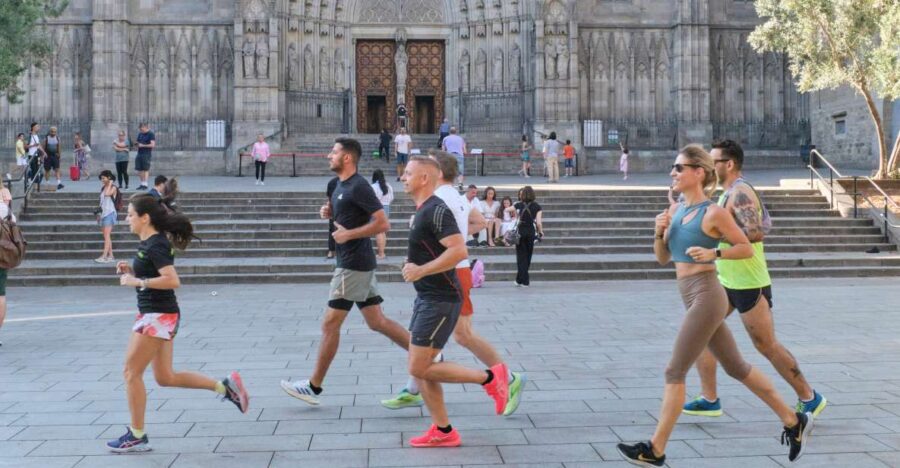 Barcelona: City Highlights Guided Running Tour - Starting Point in the Heart of Barcelona