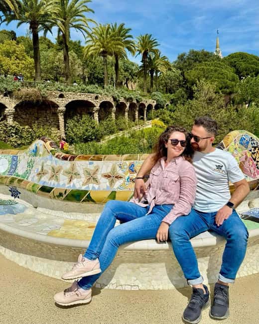 Barcelona: Creative Photo Tour of the City's Artistic Corners - Starting Point and Meeting Details in Barcelona