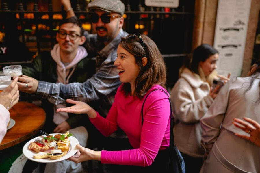 Barcelona: El Born Food Walking Tour with Tapas and Drinks - A Taste of Barcelona in the Heart of El Born