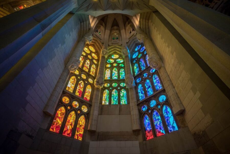 Barcelona: Exclusive Sagrada Familia Private Guided Tour - Starting Point at Avinguda de Gaudí, 5: Easy Access and Clear Meeting Instructions