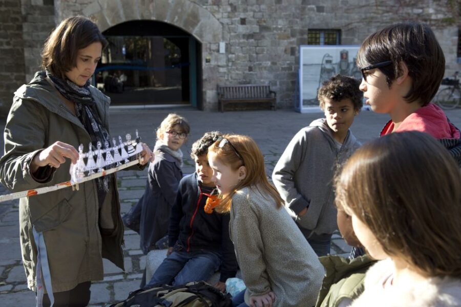 Barcelona: Family Tour in the Footsteps of Columbus - Starting at the Museu Maritím Barcelona: The Beginning of the Voyage