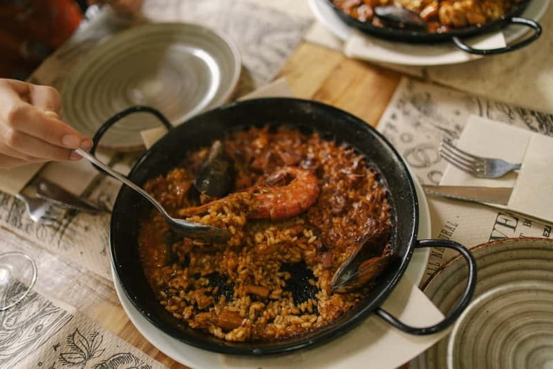 Barcelona: Food Walking Tour with Tapas and Wine - Exploring El Borns Charm and Culinary Gems