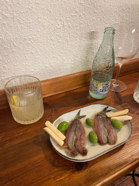 Barcelona : Gastronomic Tapas Adventure - Savoring 7-10 Authentic Tapas with High-Quality Ingredients