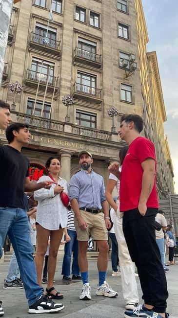 Barcelona: Gaudí, Modernism & a Taste of Catalonia - Visiting Sagrada Família’s Exterior and Architectural Genius