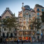 Barcelona: Gaudí, Tapa, Drink & Hidden Architectural Gems - Sampling Spanish Tapas at El Nacional Barcelona
