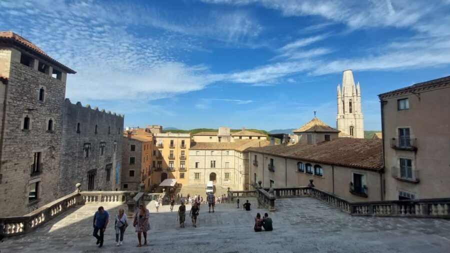 Barcelona: Girona Private City tour - Exploring Girona’s Iconic Gothic Cathedral and Sant Feliu Church