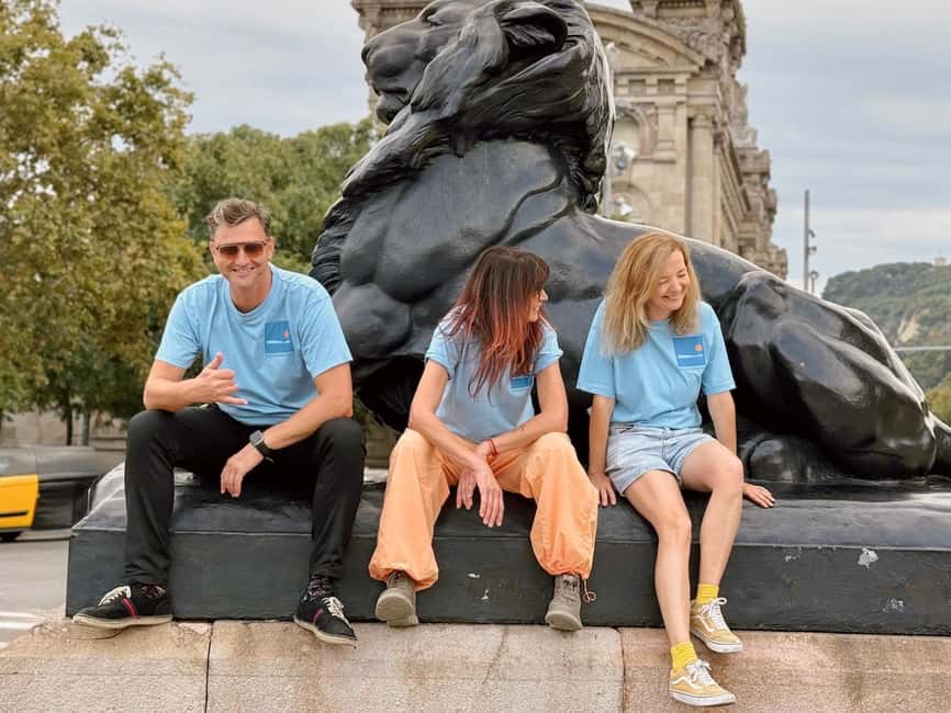 Barcelona: Gothic Quarter Walking Tour in Polish - Unpacking the Gothic Quarters Roman Foundations and Medieval Streets