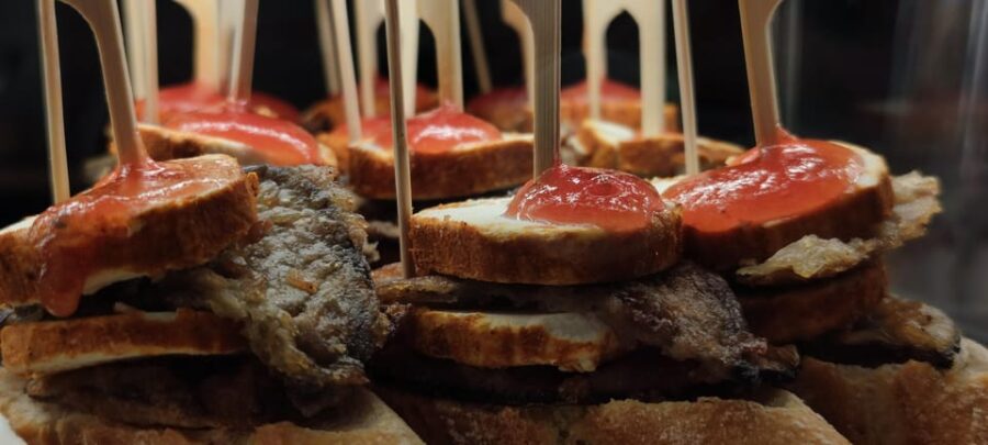 Barcelona: Guided Wine and Tapas Tour with Tastings - From the Hidden Gem to the Bustling Bars