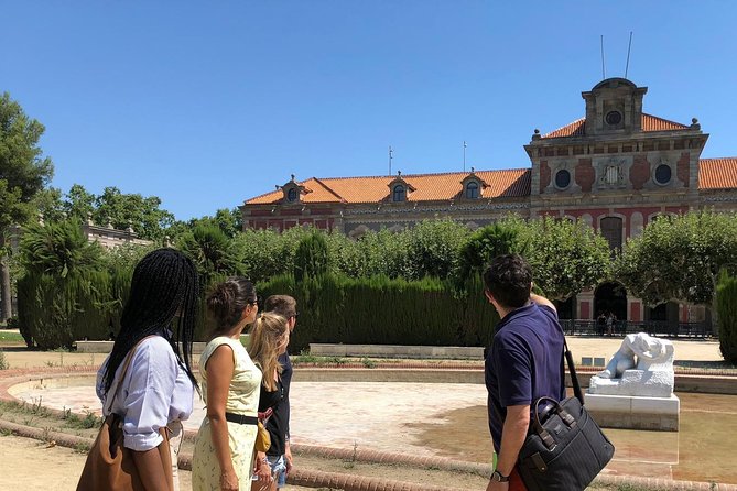 Barcelona Highlights Walking Tour - Admiring the Basilica de Santa Maria del Mar