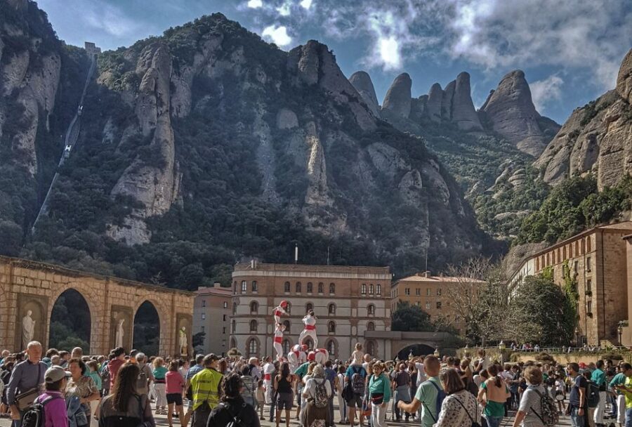 Barcelona: Montserrat Nature Experience and Monastery Visit - Visiting the Benedictine Monastery and Its Sacred Art