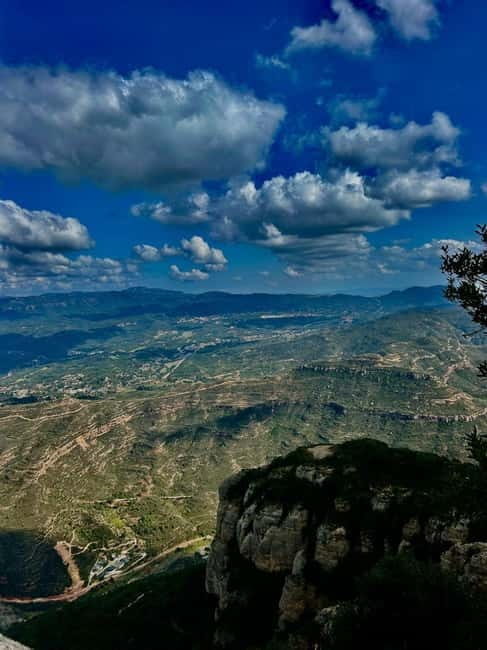 Barcelona: Montserrat Tour, Transfers & Basilica Entry - Exploring Montserrat Monastery and Its Architecture