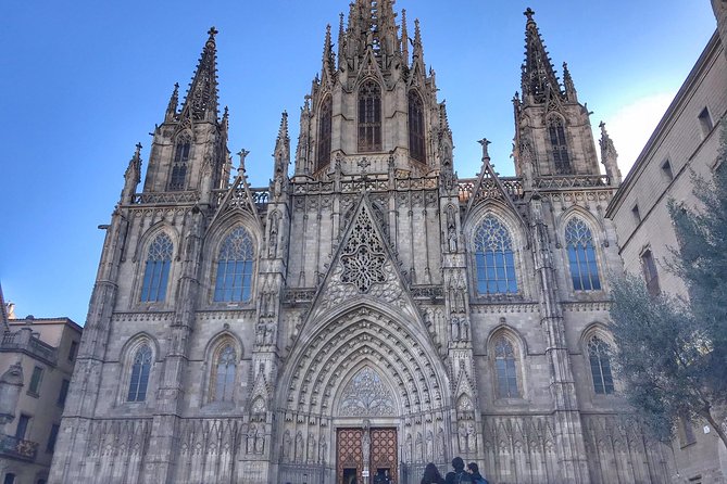 Barcelona Old City Tour for Kids and Families with Churros Stop - Discovering the Gothic Quarter’s Enchantment