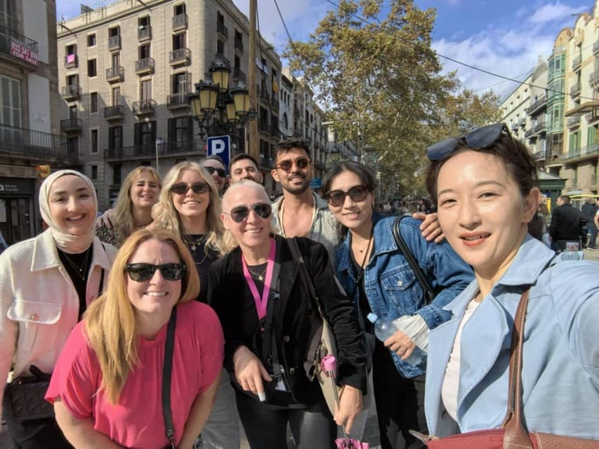 Barcelona: Old Town and Gothic Quarter Walking Tour - Exploring the Gothic Quarter’s Finest Landmarks