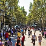 Barcelona Old Town and Gothic Quarter Walking Tour - Walking Through the Gothic Quarter’s Narrow Streets