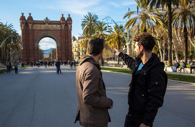 Barcelona Old Town Private Walking Tour - Starting at Arco de Triunfo, the City’s Gateway
