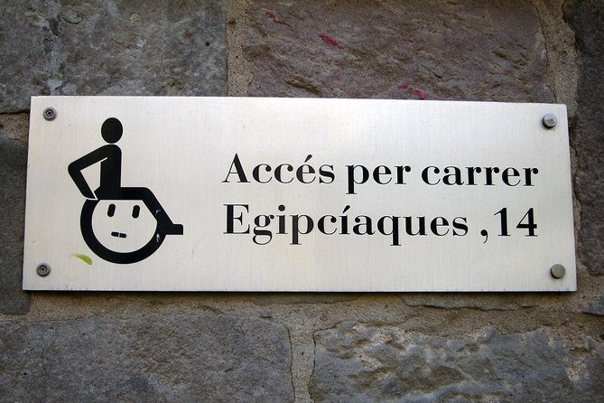 Barcelona Old Town walking tour with official guide - Marvel at Medieval Royal and Political Sites