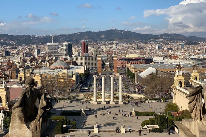 Barcelona Panoramic Walking Tour - Discover Montjuic - Exploring the Cementerio de Montjuic and Its Historic Significance
