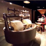 Barcelona-Penedès: Chocolate Experience at Espai Xocolata Simón Coll - Guided Tasting: Sensing the Flavors of Chocolate and Cocoa Beans