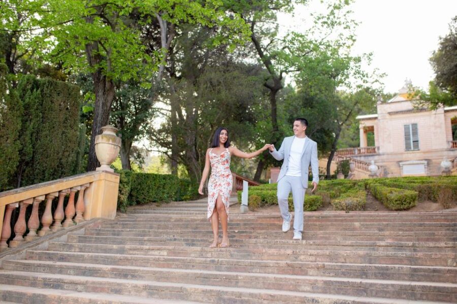 Barcelona: Personal Travel & Vacation Photographer - How the Tour Sets Itself Apart with Customized Locations