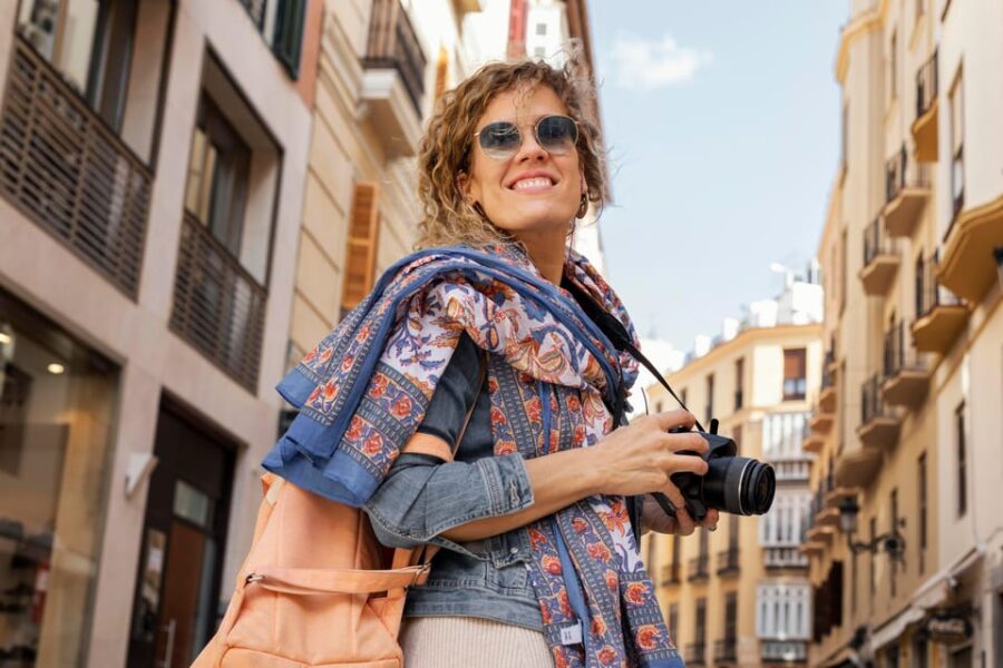 Barcelona: Photo Shoot + Exclusive Video of the Best Moments - Exploring the Gothic Quarter: A Mix of Historic Streets and Hidden Corners