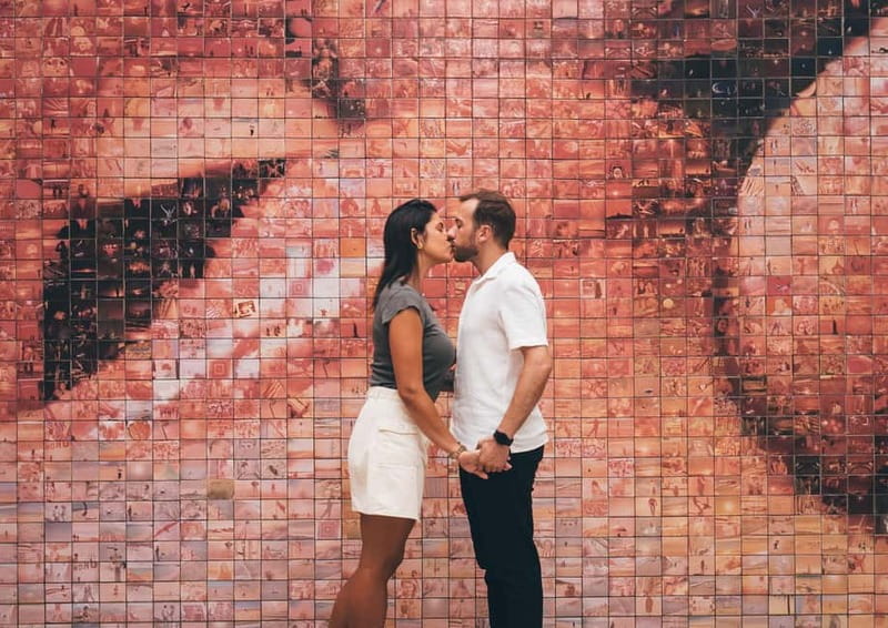 Barcelona: Photo Shoot Tour in El Gothico - The Unique Setting of Barcelona’s Gothic Neighborhood