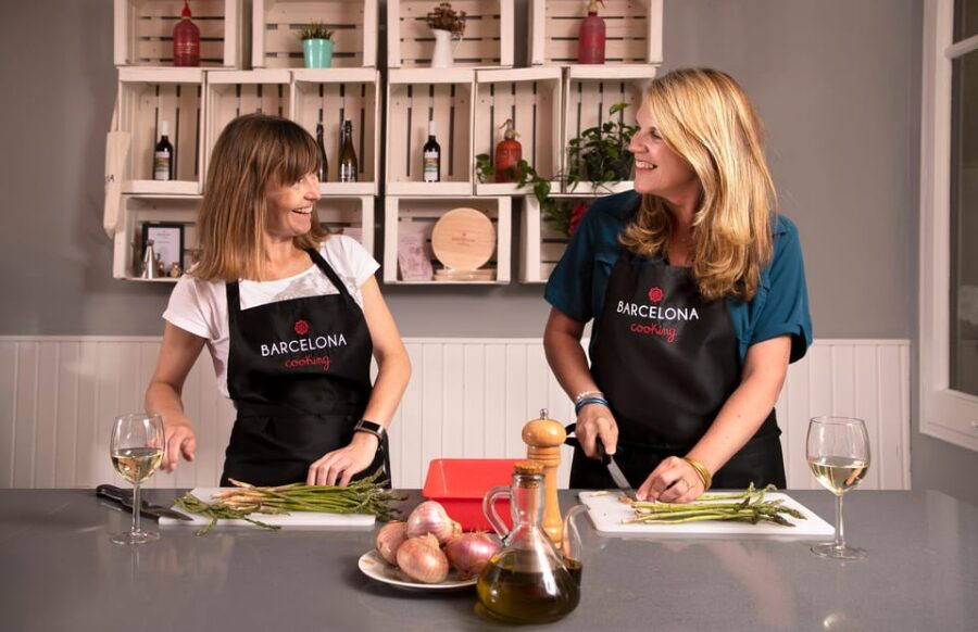 Barcelona: Premium Tapas & Paella Cooking Class - Starting Point at Barcelona Cooking on La Rambla