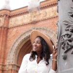 Barcelona: Private Photoshoot at Arc de Triomf - Starting Point and Meeting Arrangements at Arc de Triomf
