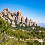 Barcelona: Sitges & Montserrat Monastery Tour with Easy Hike - Discover Montserrats Monastery and Scenic Hike