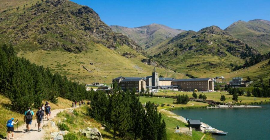 Barcelona to Vall de Núria: Pyrenees Mountain Wander Tour - Scenic Journey on the Núria Rack Railway