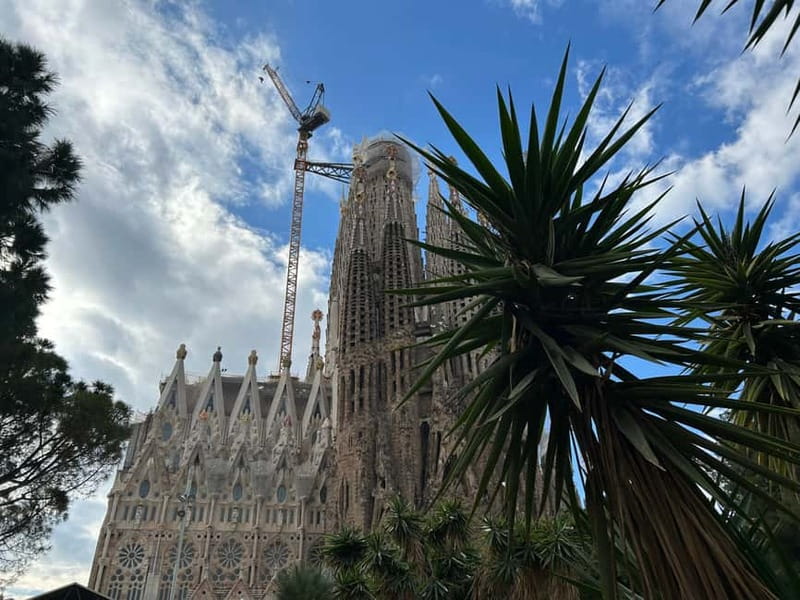 Barcelona: Top Sights by Bike Tour - What’s Included in the Bike Tour