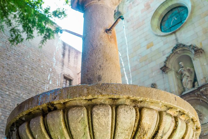 Barcelona's Jewish Quarter Private Walking Tour - Inside the Ancient Synagogue of Barcelona