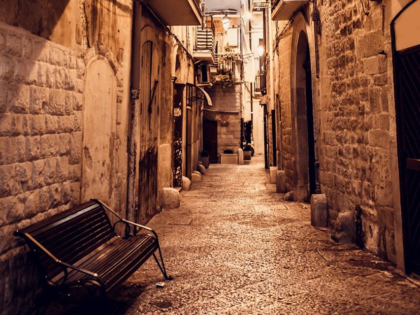Bari: Alleys of the Ancient Village Exploration Tour - Meeting Point and Tour Logistics