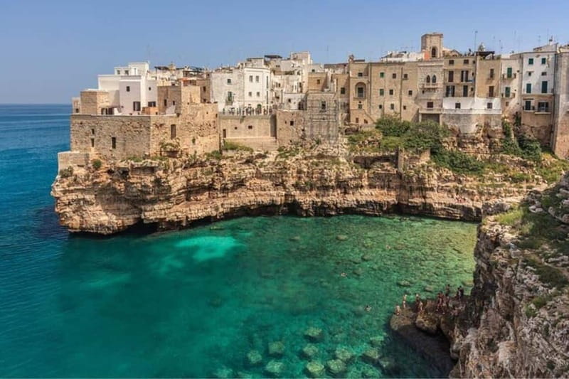 Bari : Must-see attractions Walking Tour - Starting Point at Piazza Libertà