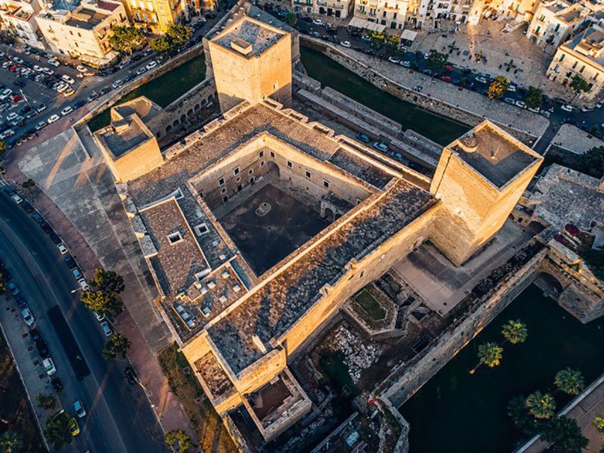 Bari: Norman-Swabian Castle Guided Tour - Inside the Castle: From Courtyard to Art Exhibits