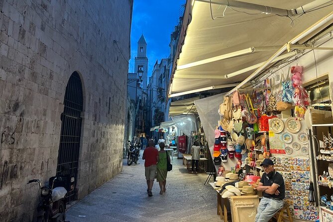 Bari Street food with Wine & food Taster - Viewing the Basilica San Nicola’s Historic Charm