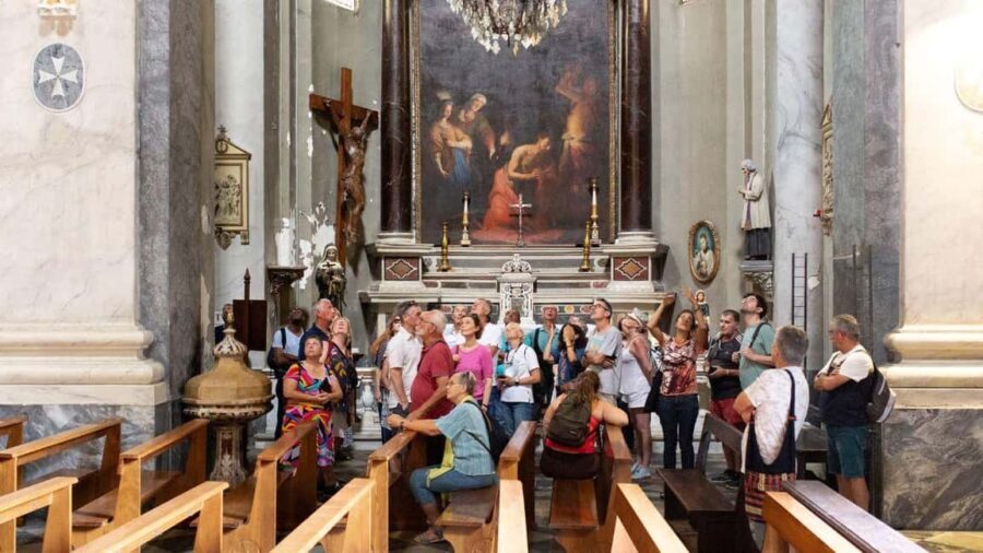 Bastia: Les Légendines, an unusual tour - Corsican Polyphonic Songs in an Intimate Setting