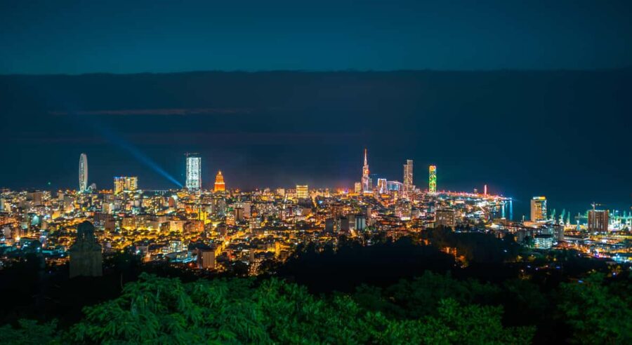 Batumi: Argo Cable Car Ride with Panoramic Views - Dining at the Argo Restaurant with Georgian and European Cuisine