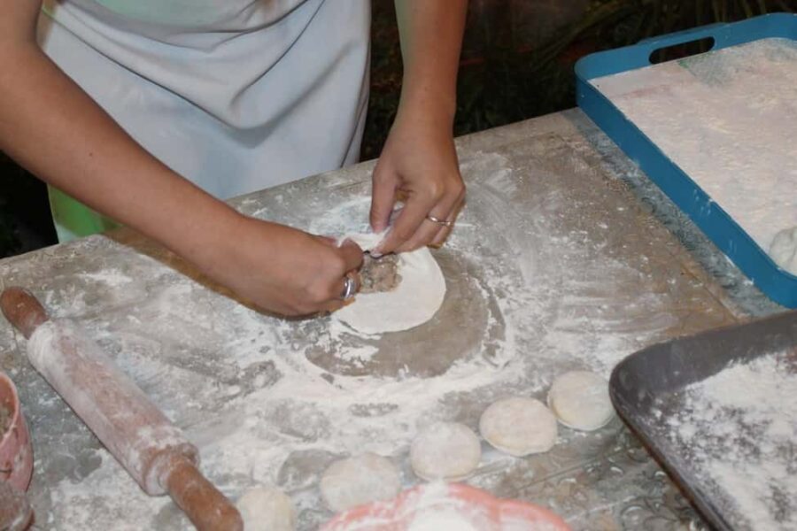 Batumi Khinkali: Hands-On Masterclass with a Local Master - Making Traditional Khinkali with a Local Expert