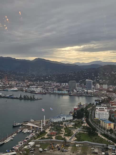 Batumi: Morning Walking Tour - Visiting the Ali and Nino Monument and the Batumi Lighthouse