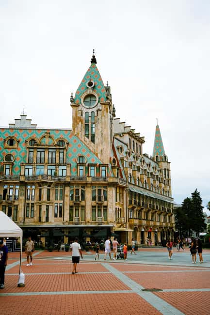 Batumi: Night Walking Tour with Local Drink - Visiting the Alphabet Tower and Sea Promenade